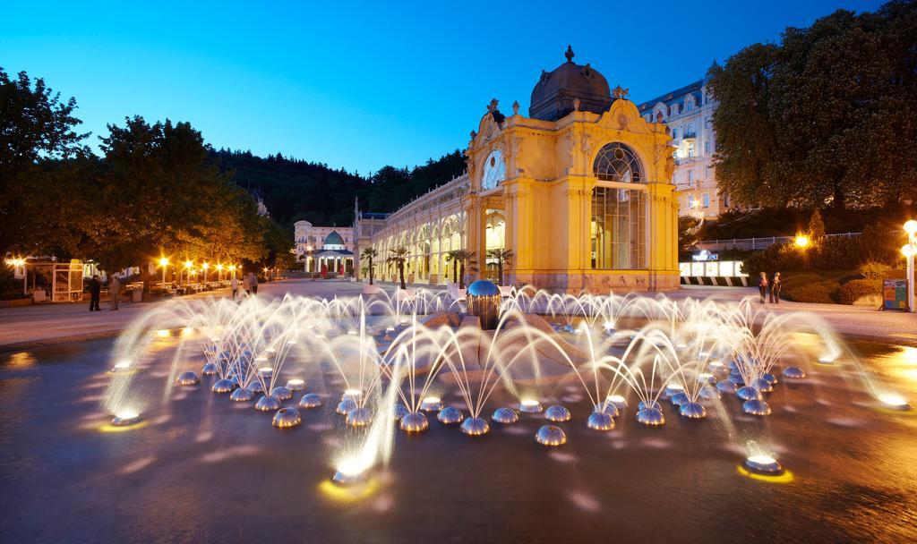Hotel Excelsior Marianske Lazne Exterior photo
